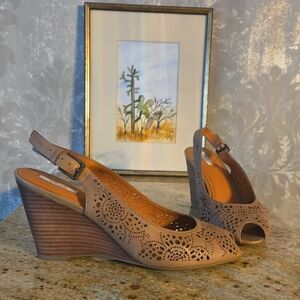 Geox Tan Peep-Toe Wedges